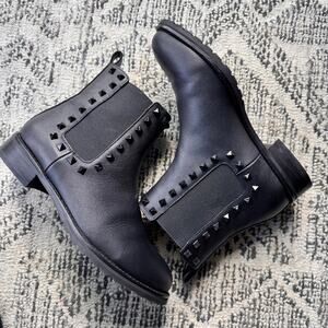Black Studded Chelsea Boots Size 9.5 WHBM Ankle Booties Lug Sole